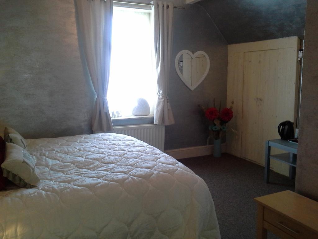 Green Bank Guest House Barrow-in-Furness Exterior foto