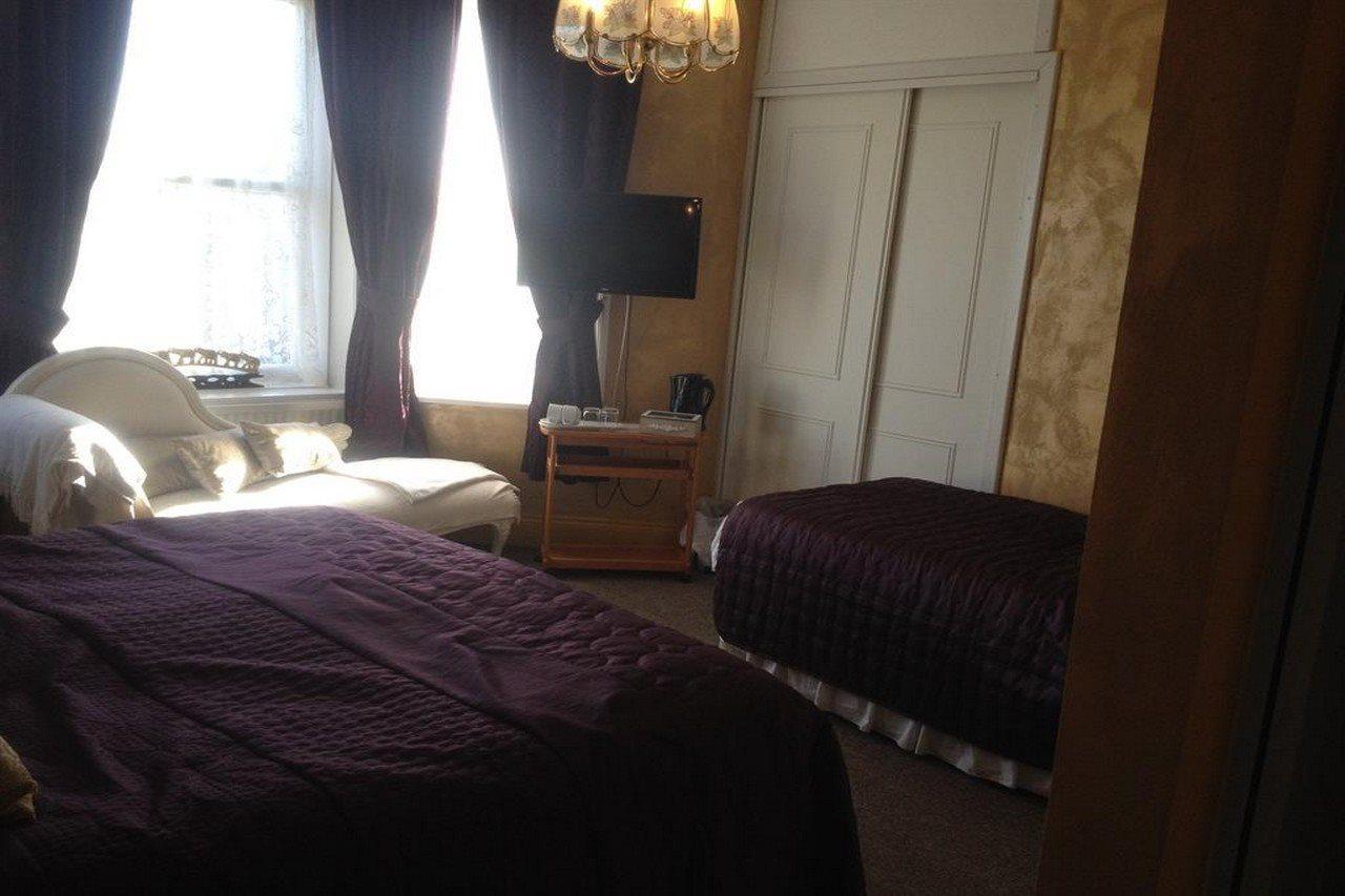Green Bank Guest House Barrow-in-Furness Exterior foto