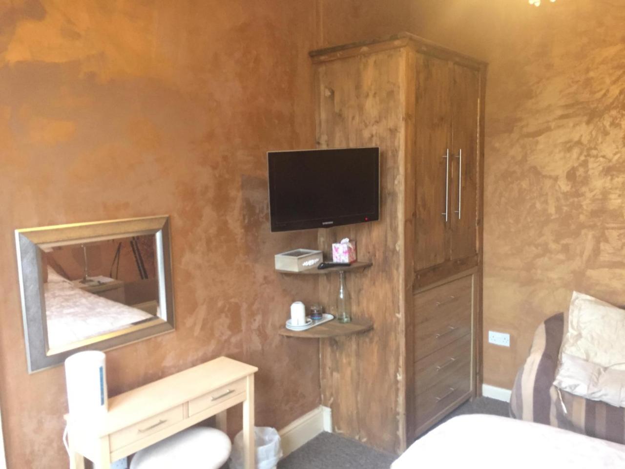 Green Bank Guest House Barrow-in-Furness Exterior foto